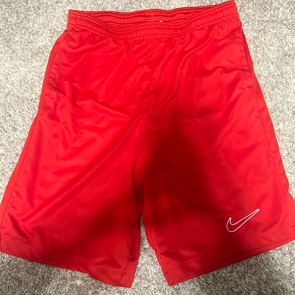 Nike Boys' Dri-FIT Multi Woven Red Shorts Standard Fit - XL